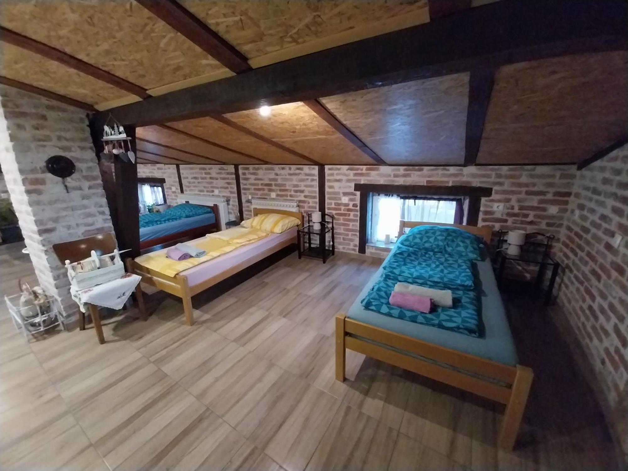 Apartment Ada Bed & Breakfast Gračac Buitenkant foto
