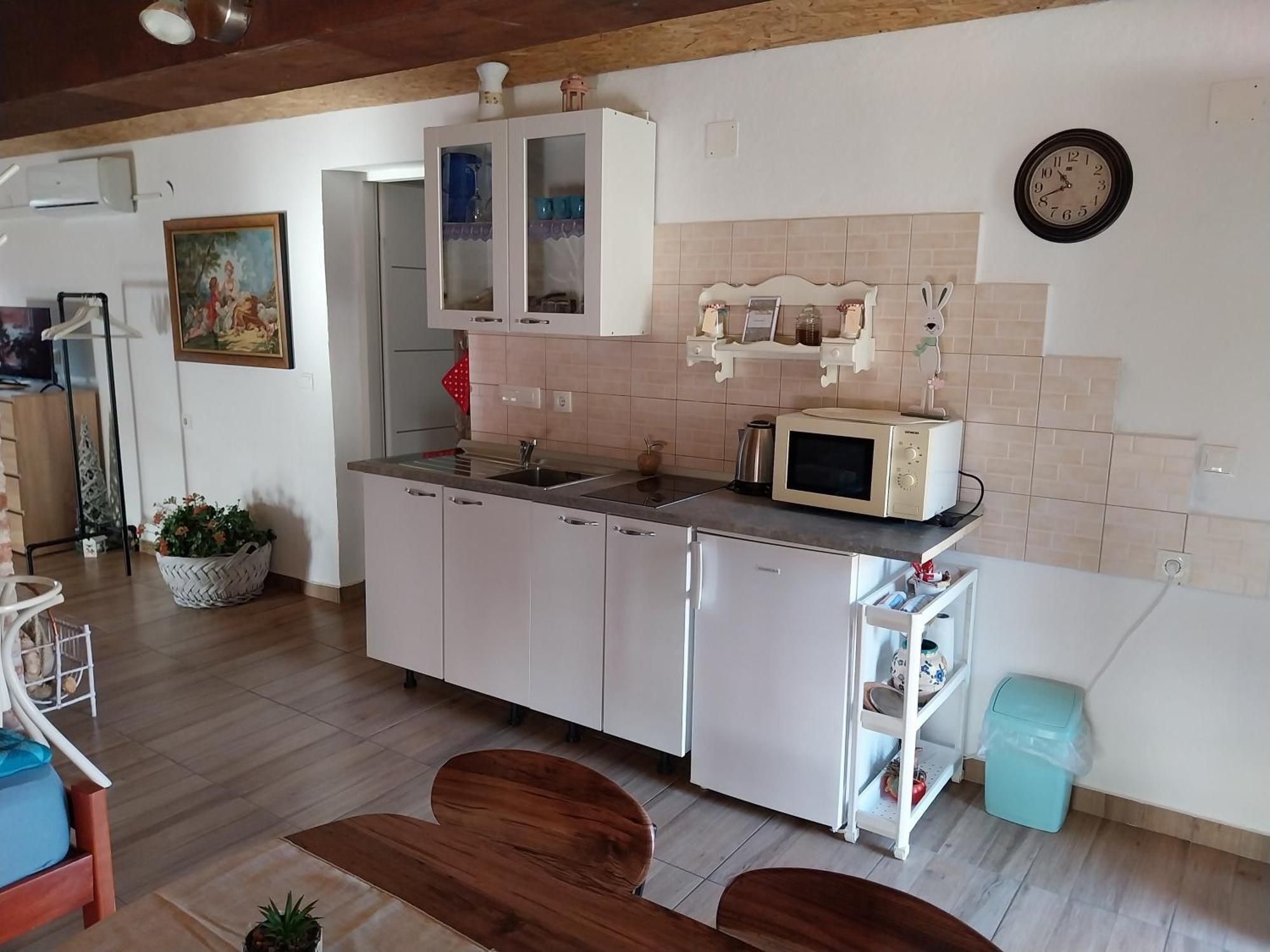 Apartment Ada Bed & Breakfast Gračac Buitenkant foto