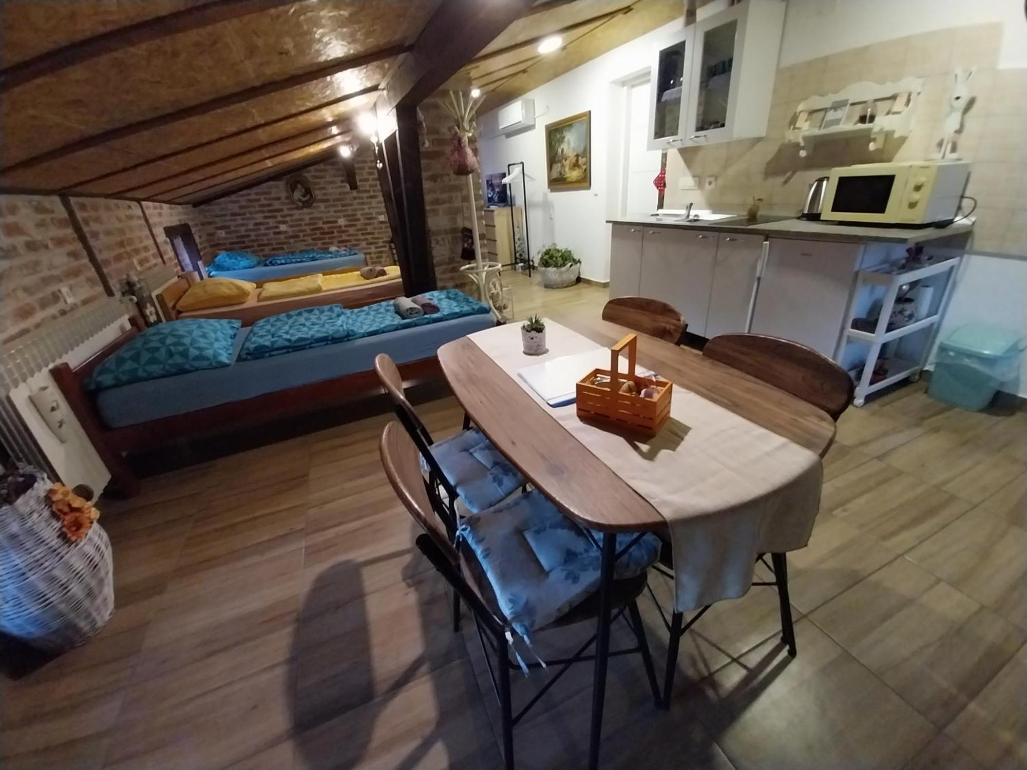 Apartment Ada Bed & Breakfast Gračac Buitenkant foto
