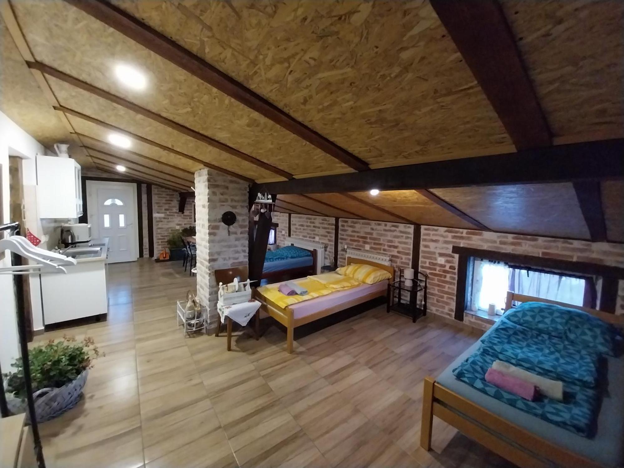 Apartment Ada Bed & Breakfast Gračac Buitenkant foto